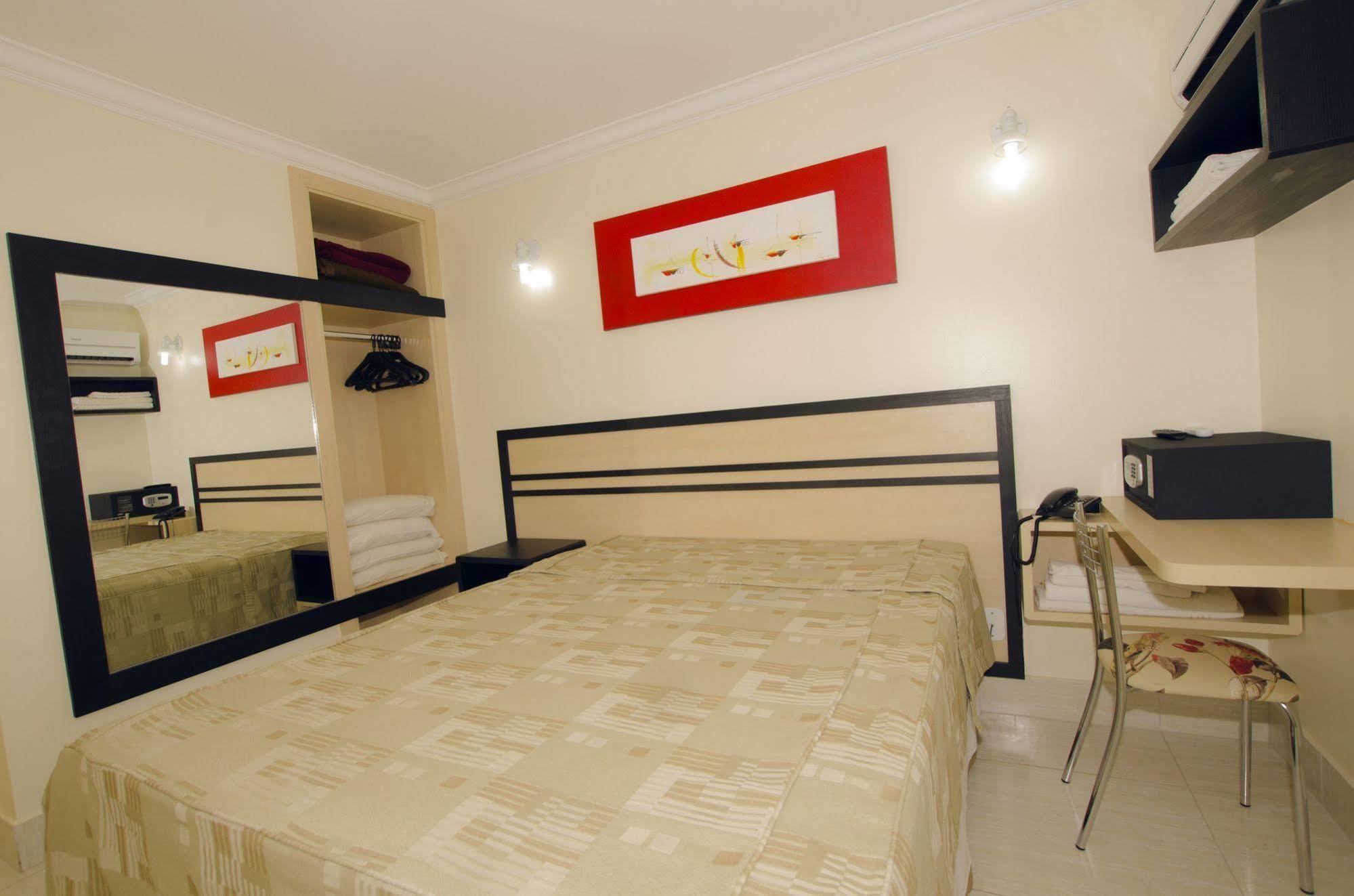 Di Roma Resorts - Reis Imoveis Caldas Novas Εξωτερικό φωτογραφία
